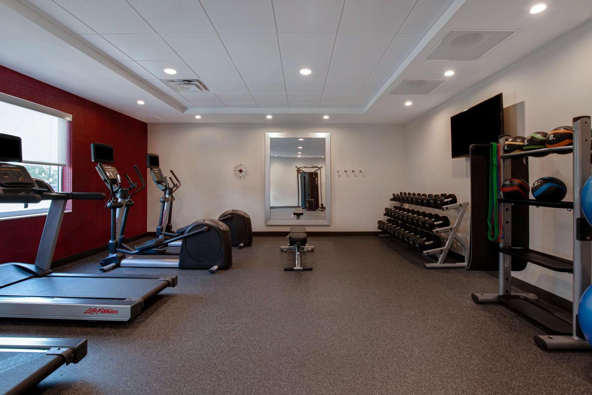 Home2 Suites By Hilton Fayetteville North Bagian luar foto